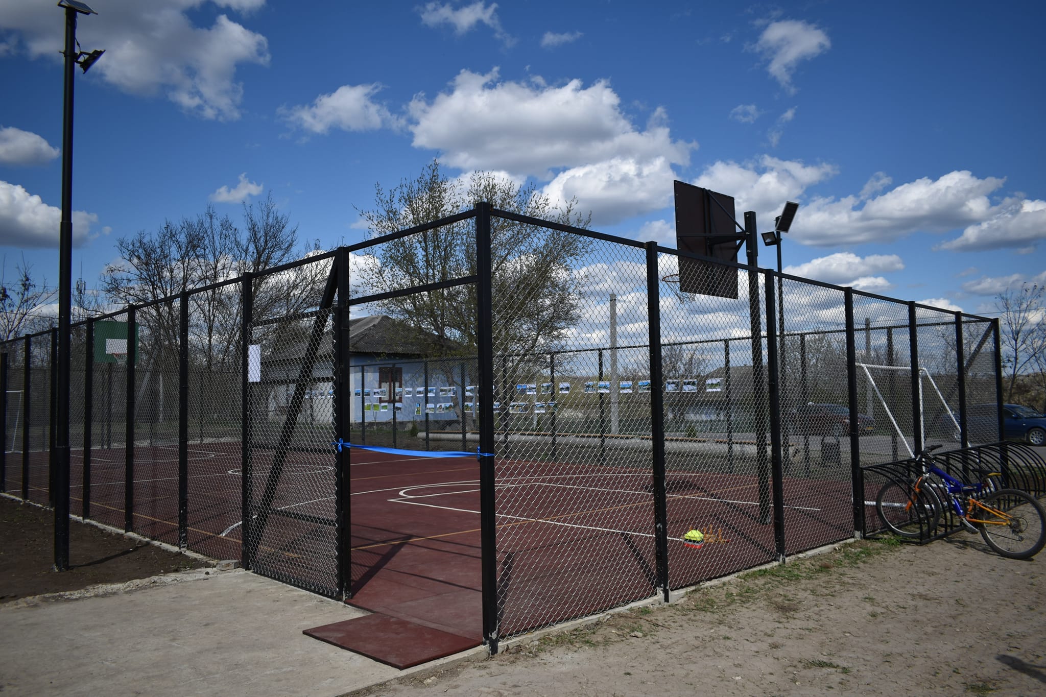 The multifunctional sport court